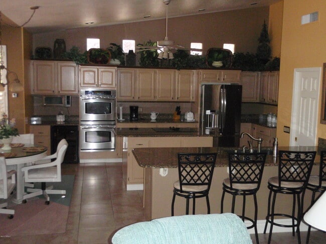 Building Photo - 63652 E Squash Blossom Ln