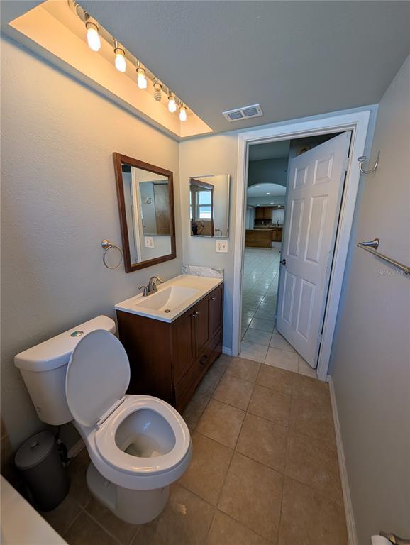 Building Photo - 6947 Bottle Brush Dr