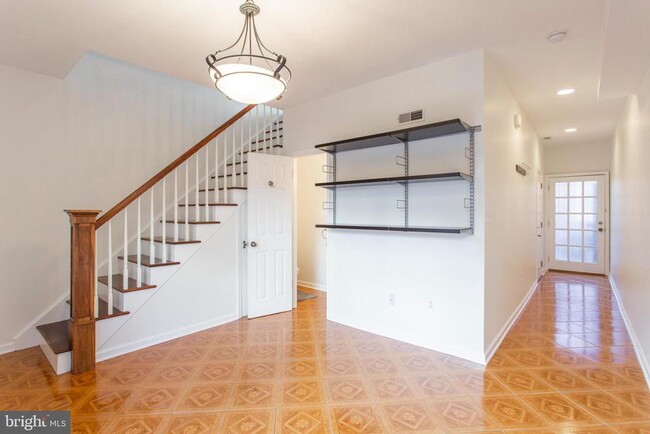 Building Photo - 2107 Kater St