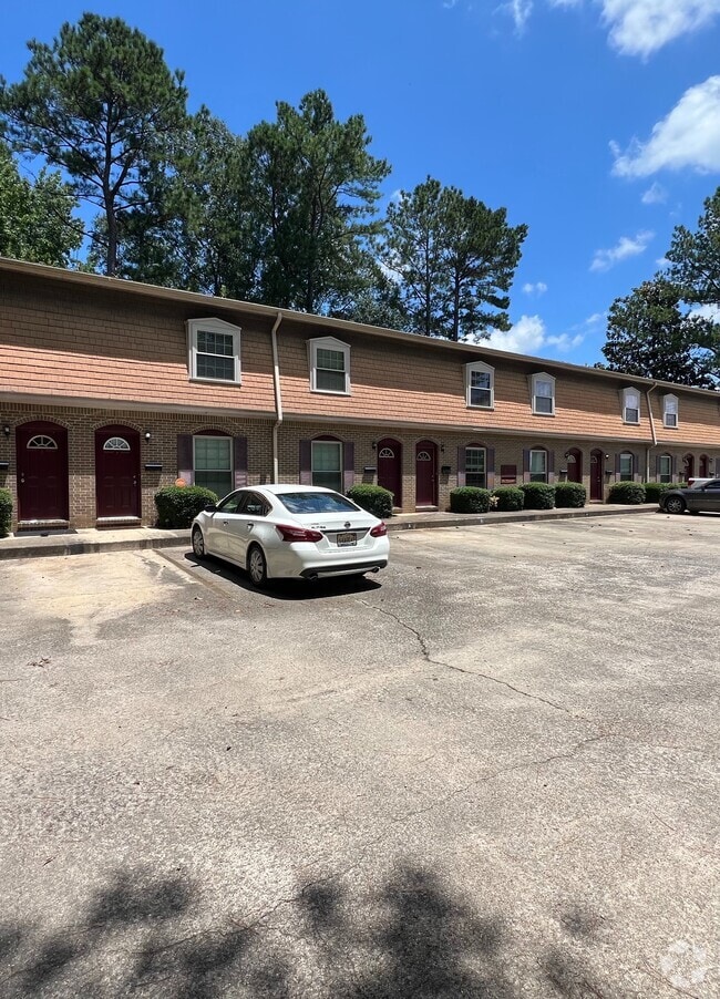 Building Photo - Walston Bridge Apartments