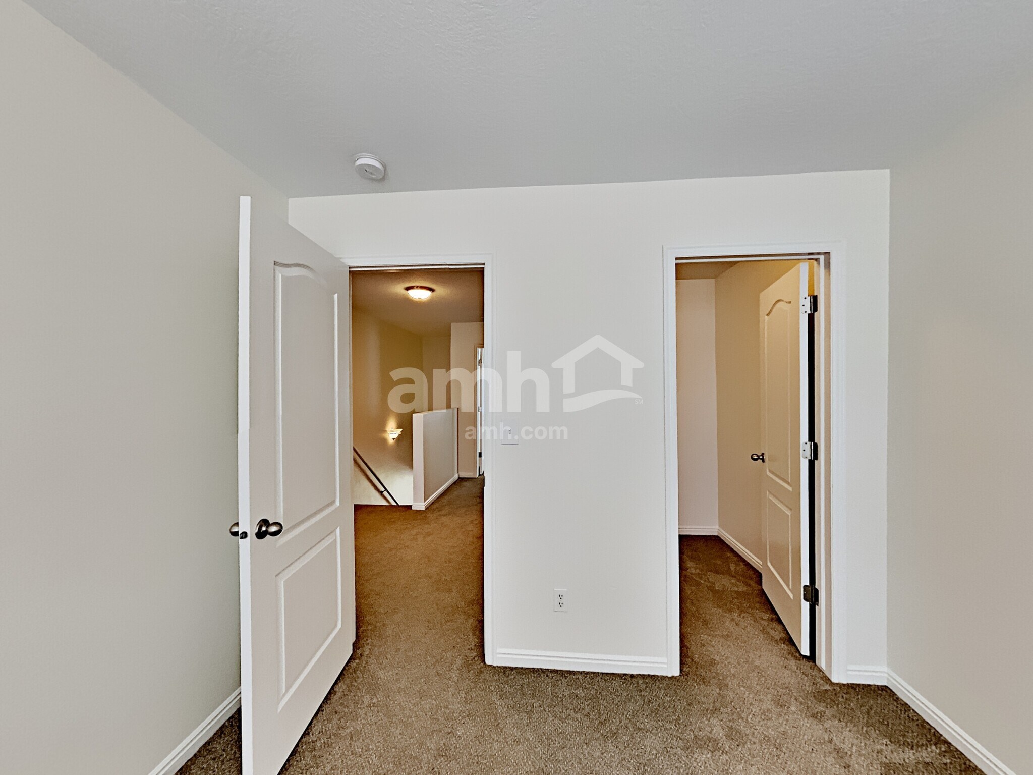 Building Photo - 3792 Tumwater W Dr