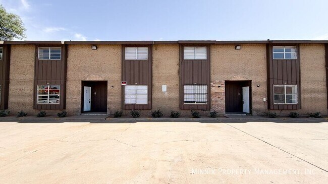 Building Photo - 2101 51st St