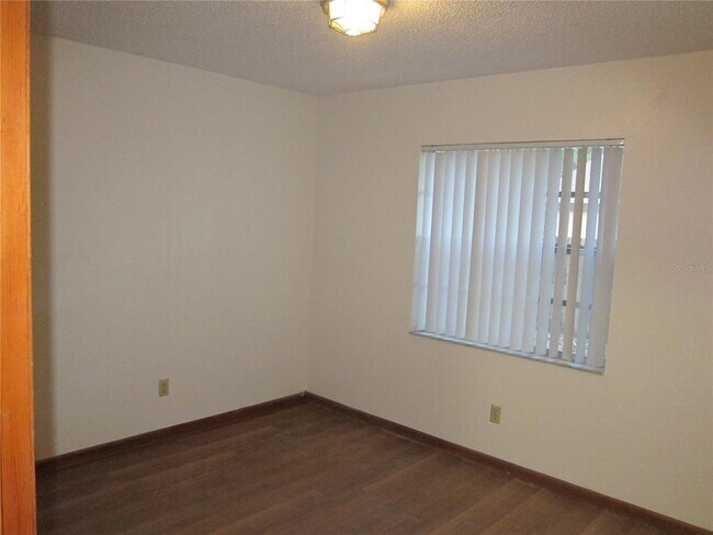 Building Photo - 1209 SW 80th Dr