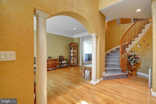 Building Photo - 2732 Lightfoot Dr