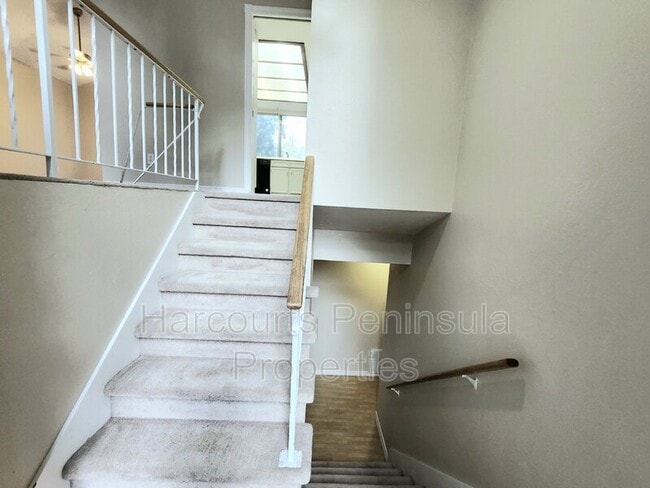 Building Photo - 573 Bridle View Ct NW