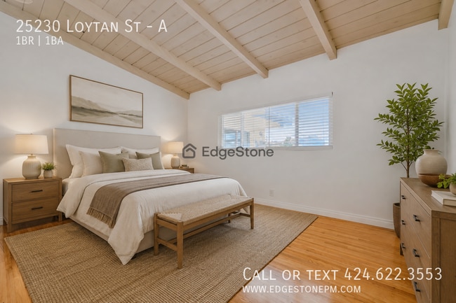 Building Photo - 25230 Loytan St