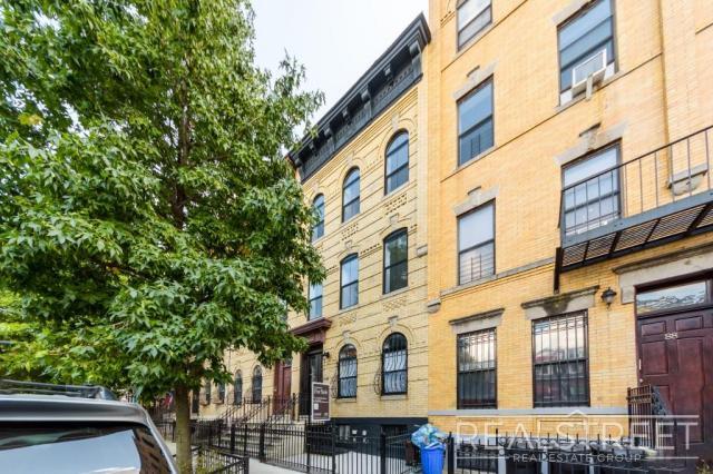 Primary Photo - 3 bedroom in Brooklyn NY 11233