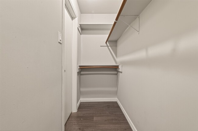 Building Photo - 6631 Wanda Ln