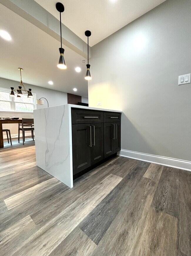 Open Kitchen - 506 Forest Ave