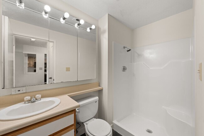 Interior Photo - Briza