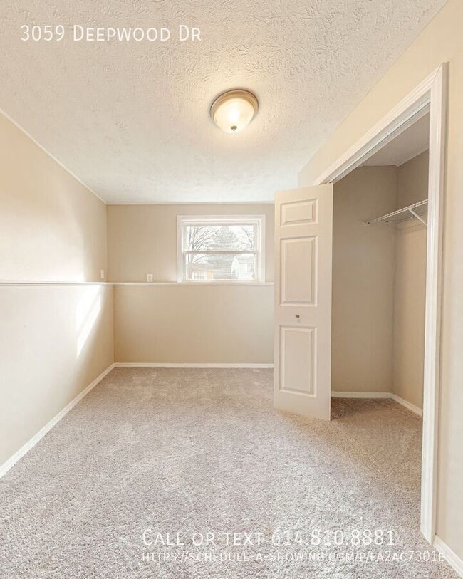 Building Photo - 3059 Deepwood Dr