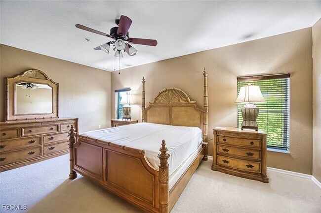 Building Photo - 3211 Cottonwood Bend