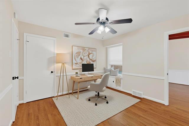 Building Photo - 2120 Healey Dr