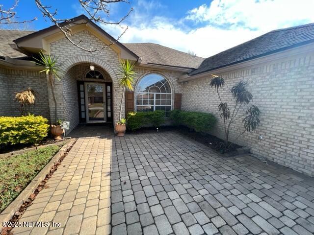 Building Photo - 2127 Forest Gate Dr W