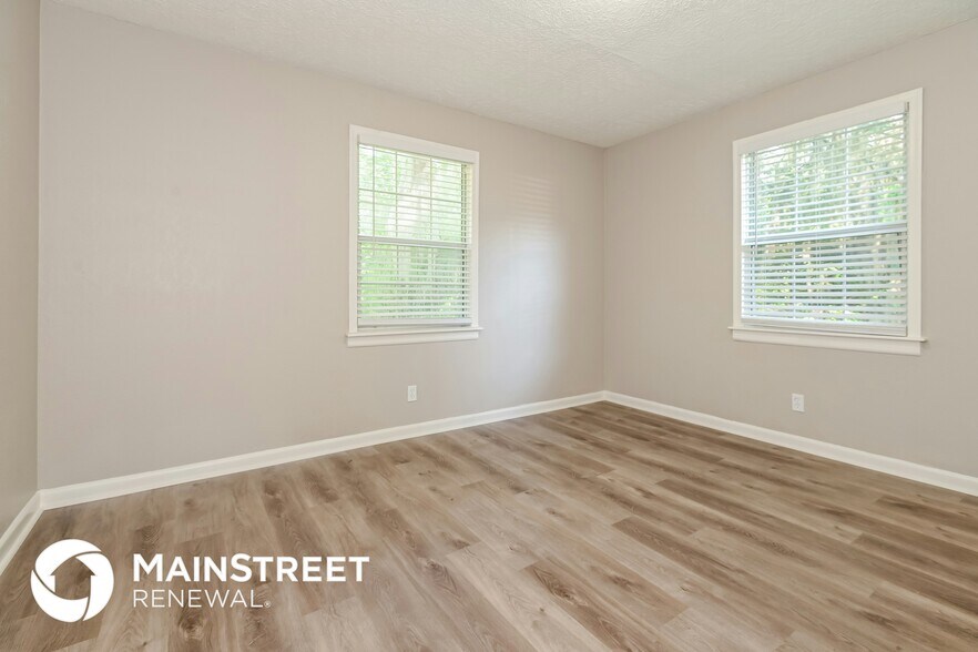 Building Photo - 2647 Barrett Rd