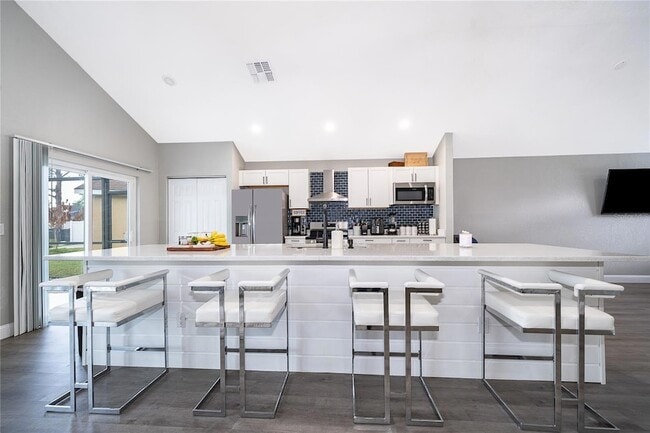 Building Photo - 3007 Stillwater Dr