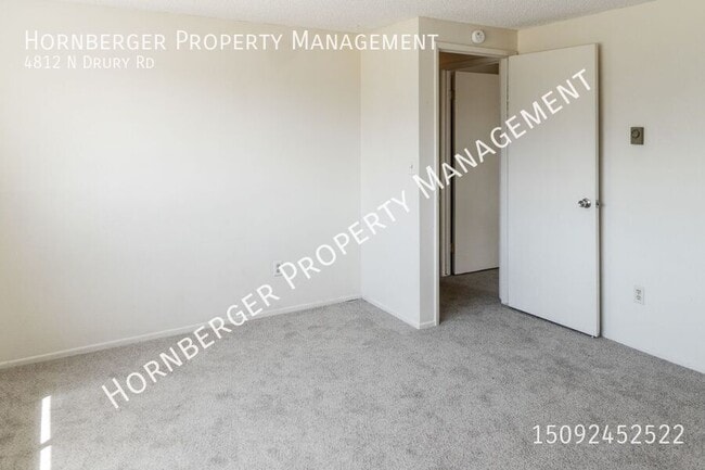 Building Photo - 4812 N Drury Rd