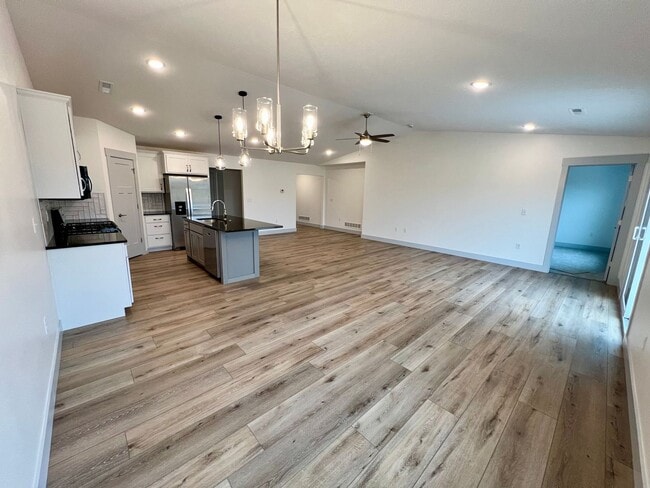 Building Photo - Brand New 3 Bed 2 Bath Duplex in East Manhattan!