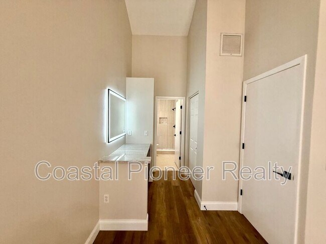 Building Photo - 8725 Huntfield St