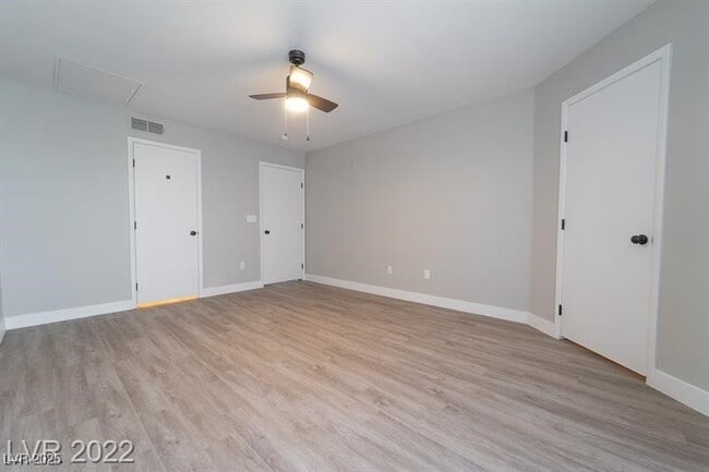 Building Photo - 8101 W Flamingo Rd