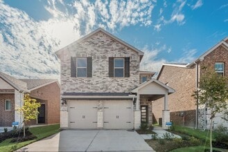 Building Photo - 3311 Celestial Ln