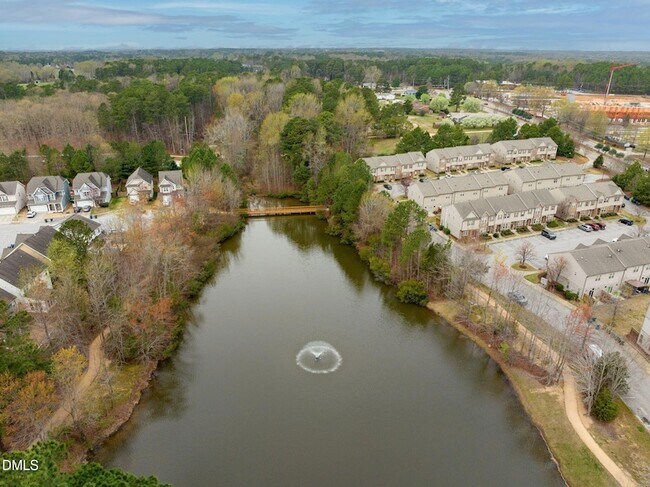 Building Photo - 2816 Piedmont River Way