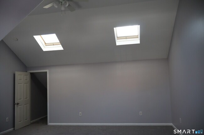 Building Photo - 15 Boughton St