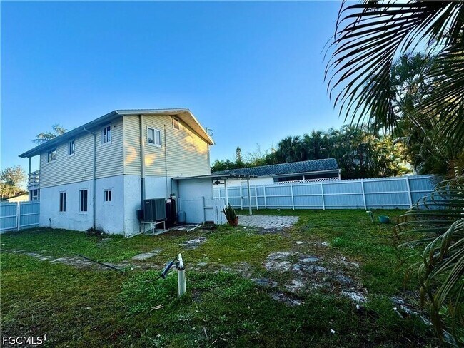 Building Photo - 7123 Shannon Blvd