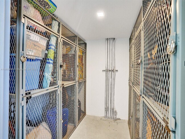 Building Photo - 7928 West Dr