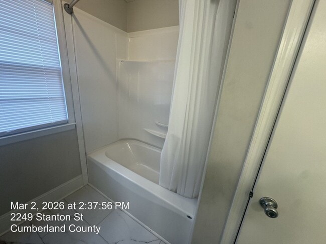 Building Photo - 2249 Stanton St