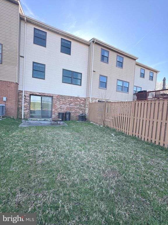 Building Photo - 17 Holland Hill Ct