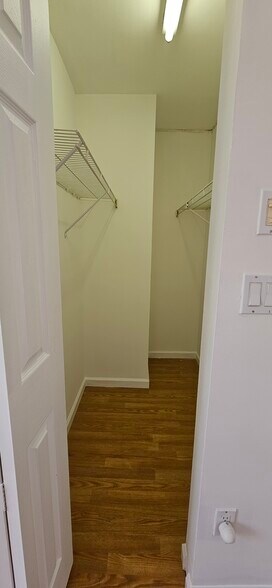 Building Photo - 6484 SW 129th Ave