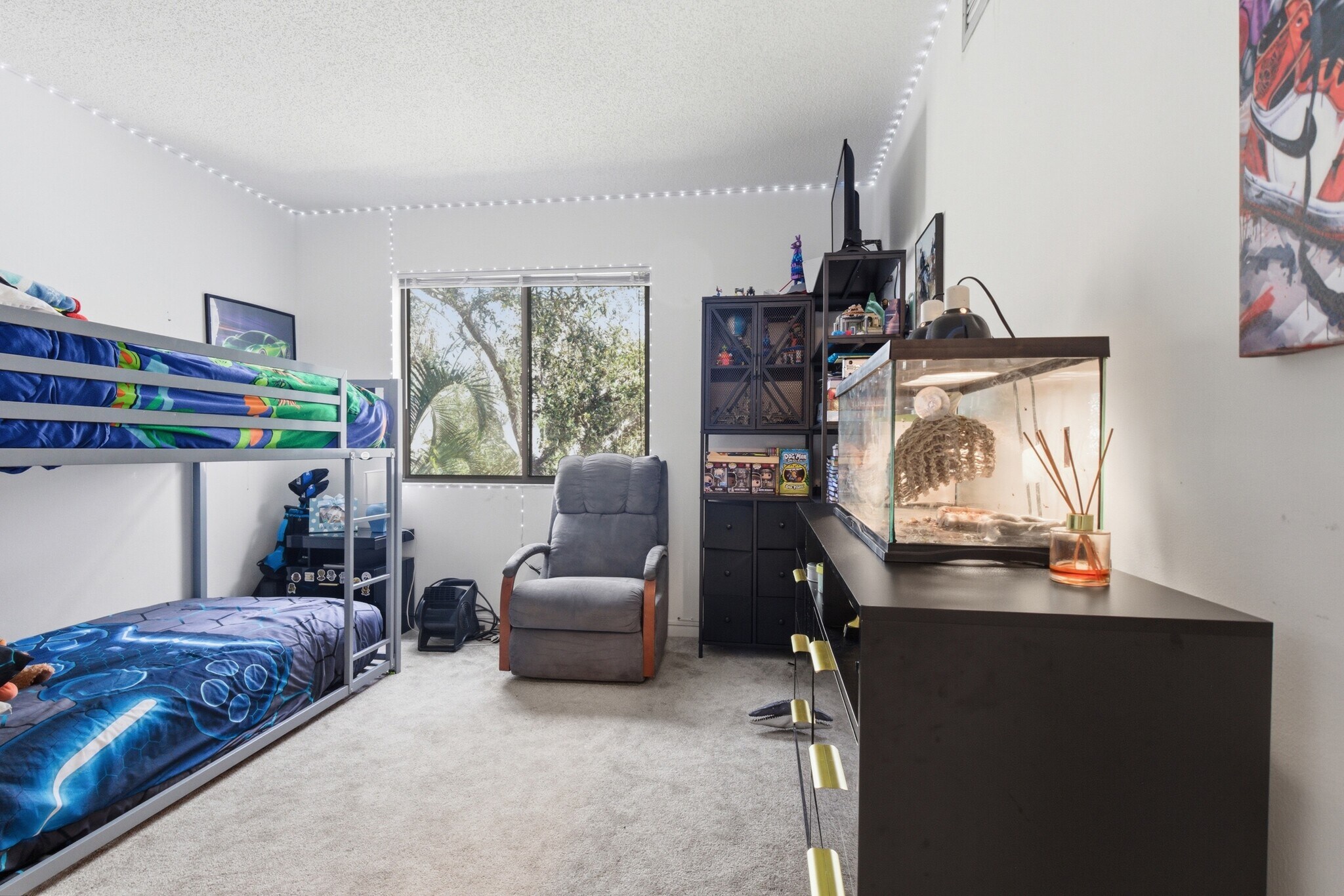 Building Photo - 1628 Clower Creek Dr