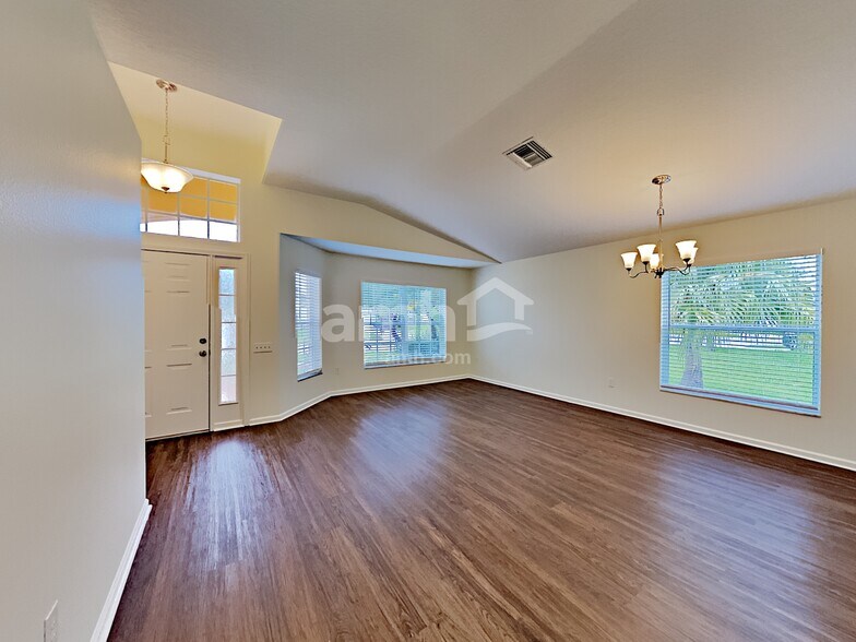 Building Photo - 1044 Summer Breeze Dr