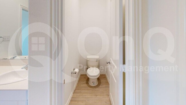Building Photo - 4849 Sagerun Dr
