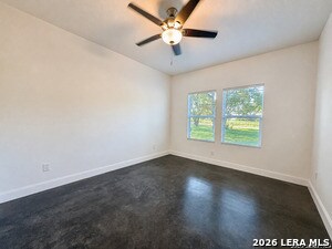 Building Photo - 656 Fawn Dr