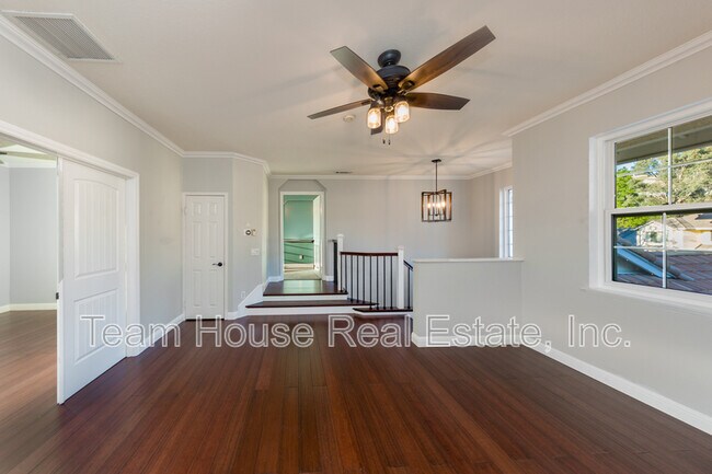 Building Photo - 22324 Circle J Ranch Rd