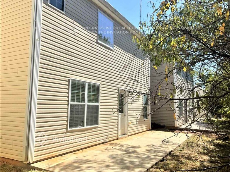 Building Photo - 7615 Crimson Ct