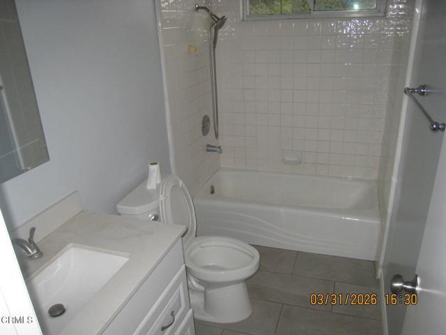 Building Photo - 771 Blaine Ave