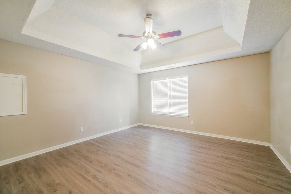 Building Photo - 6926 Silver Grass Ct