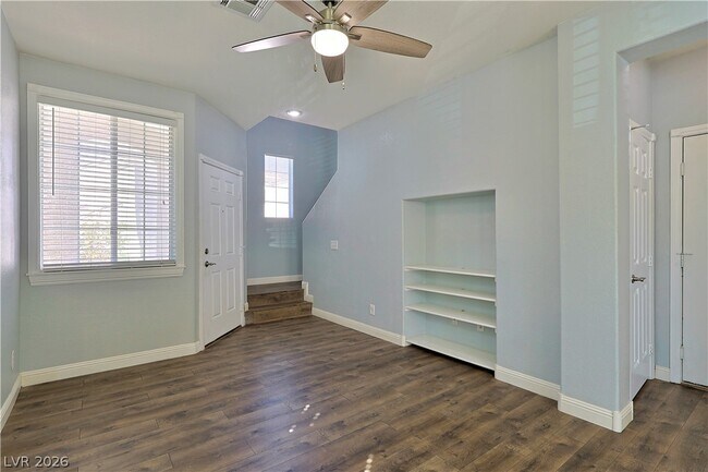 Building Photo - 1287 Horizon Village Ave