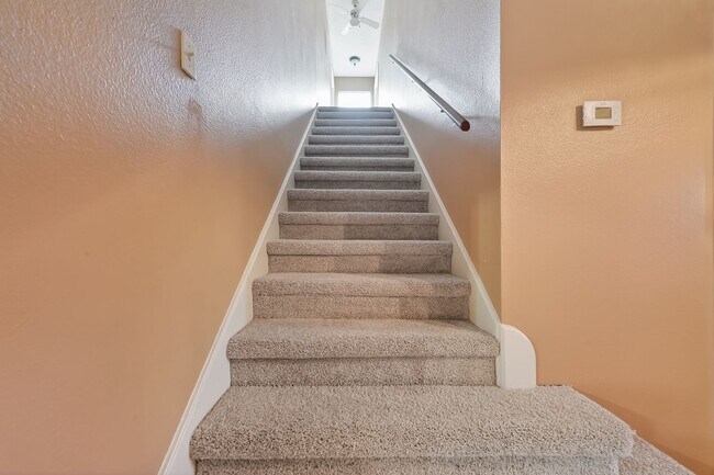 Building Photo - Bear Creek South