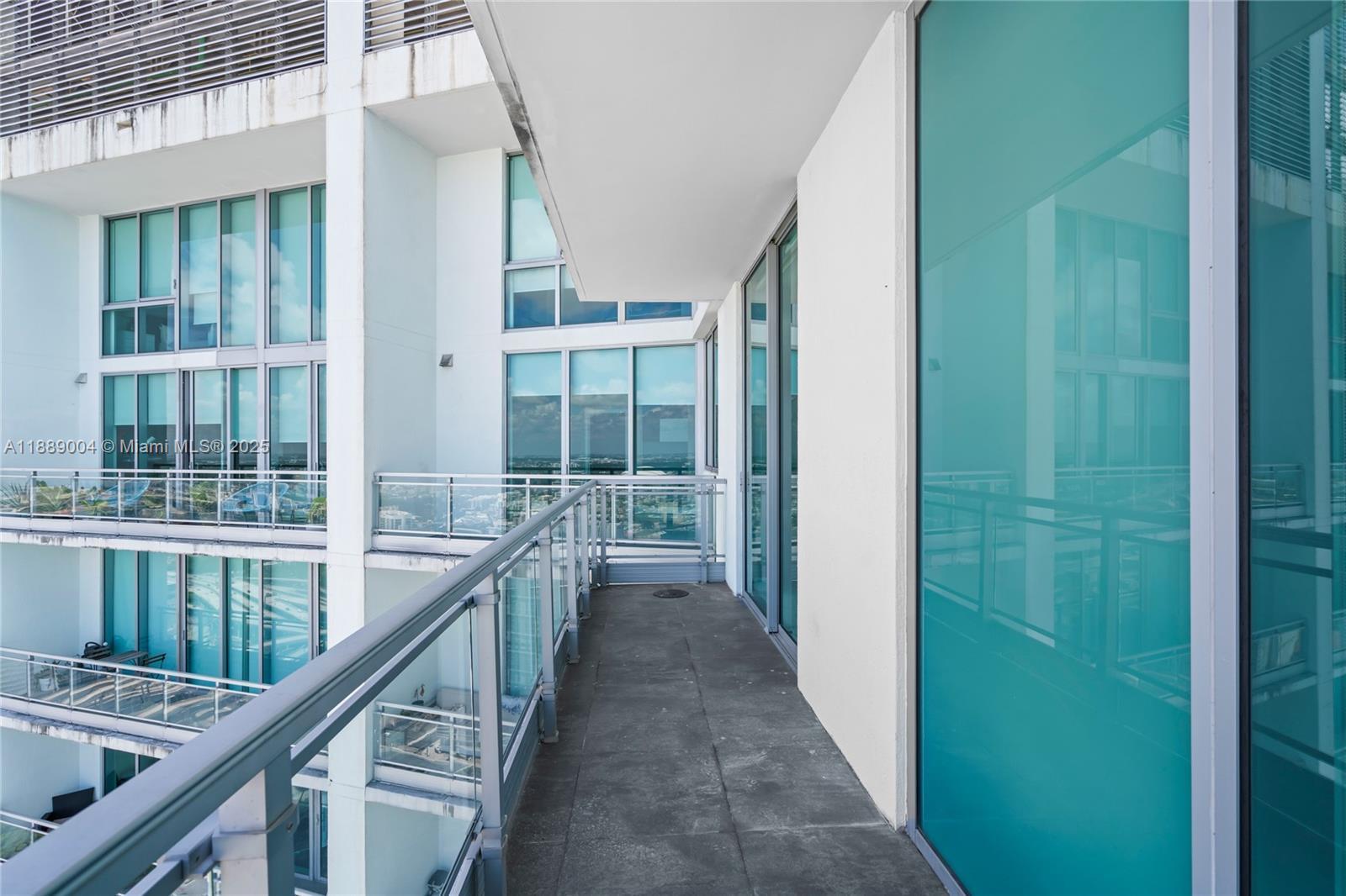 Building Photo - 92 SW 3rd St