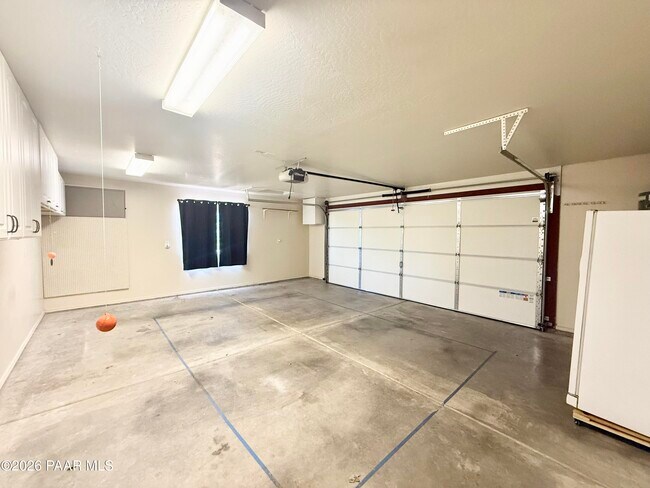 Building Photo - 821 Village Cir