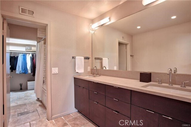 Building Photo - 5 Mojo Ct