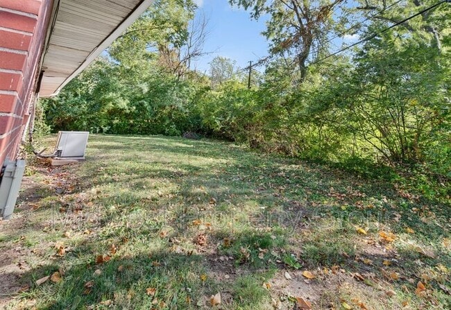 Building Photo - 7348 Lynn Ave