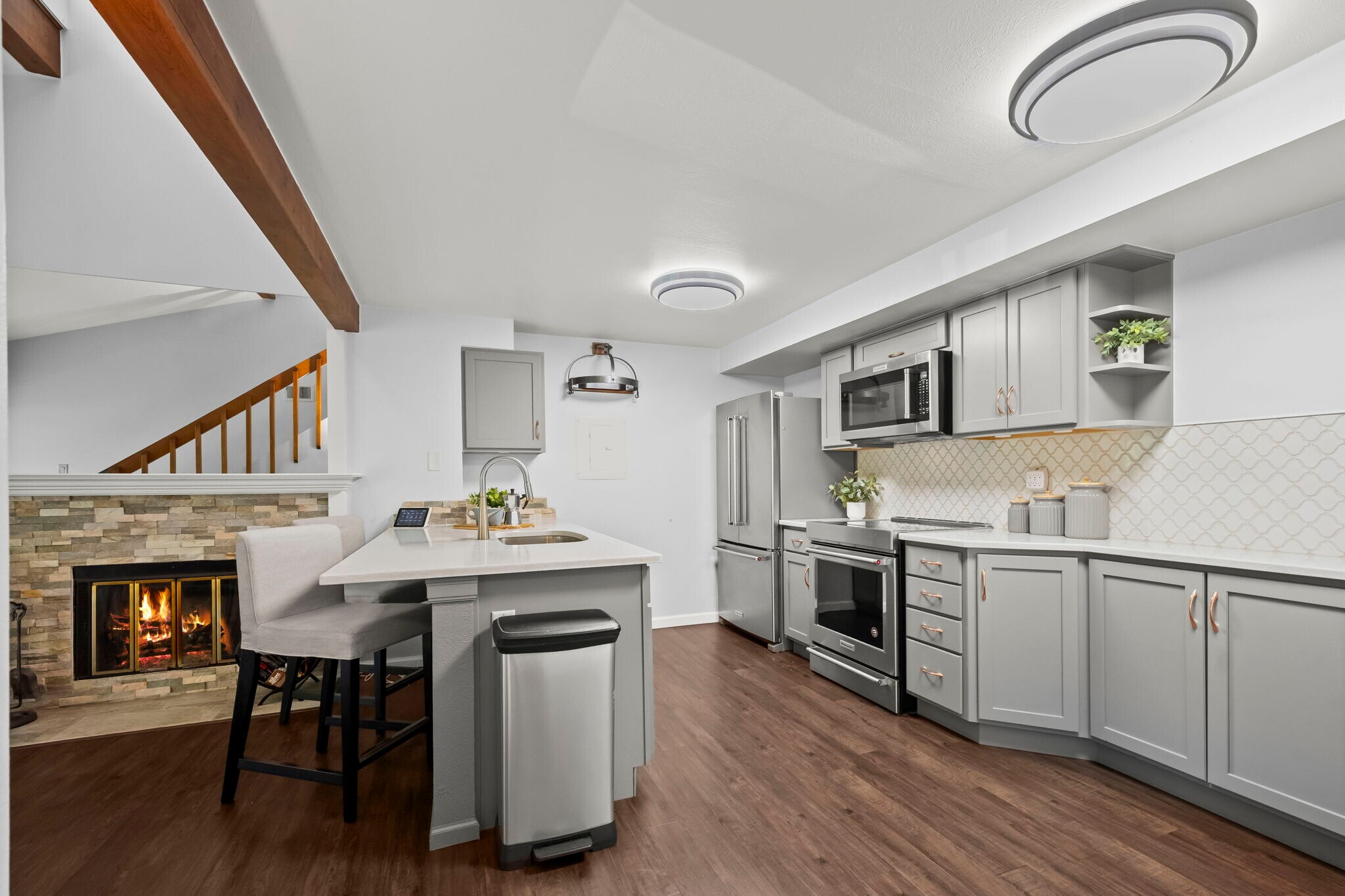 Building Photo - 20 S Boulder Cir