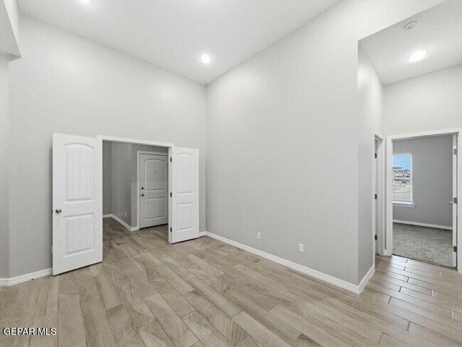 Building Photo - 11365 Hidalgo Dr