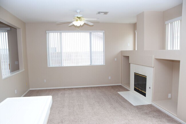 Building Photo - 7729 Paseo Vista Dr
