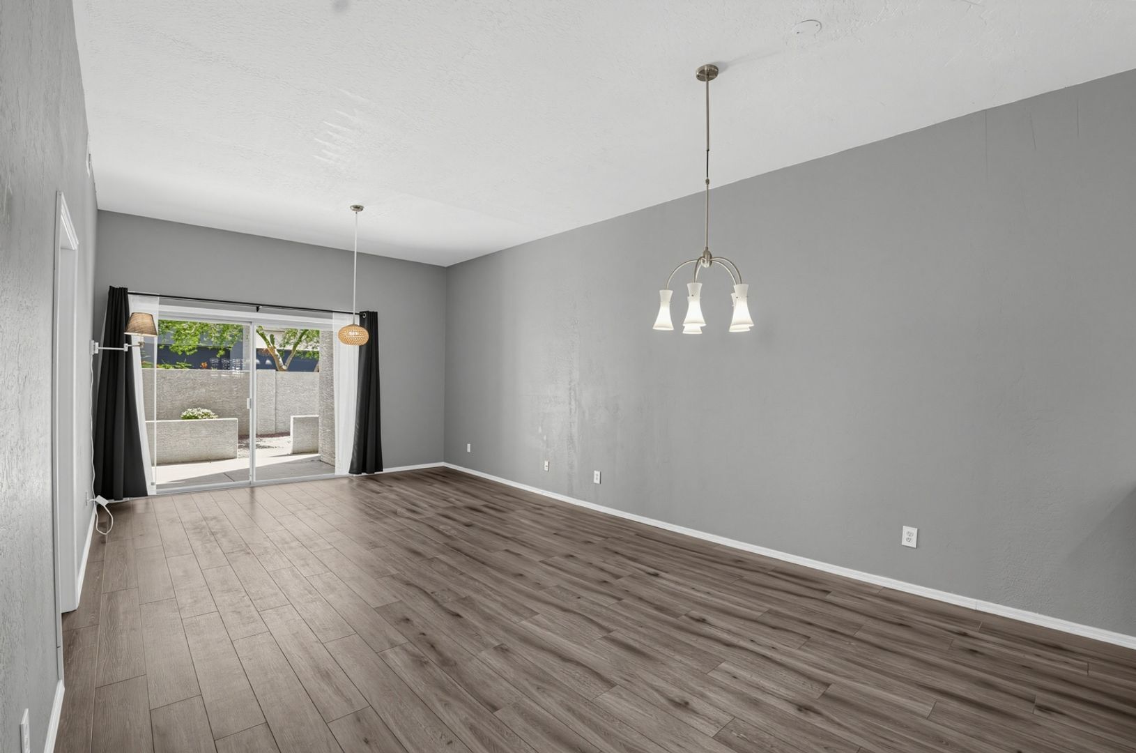 Building Photo - 205 N 74th St
